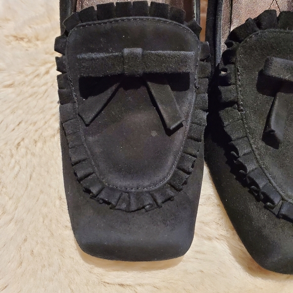 BCBG MaxStudio shoes - Picture 2 of 5